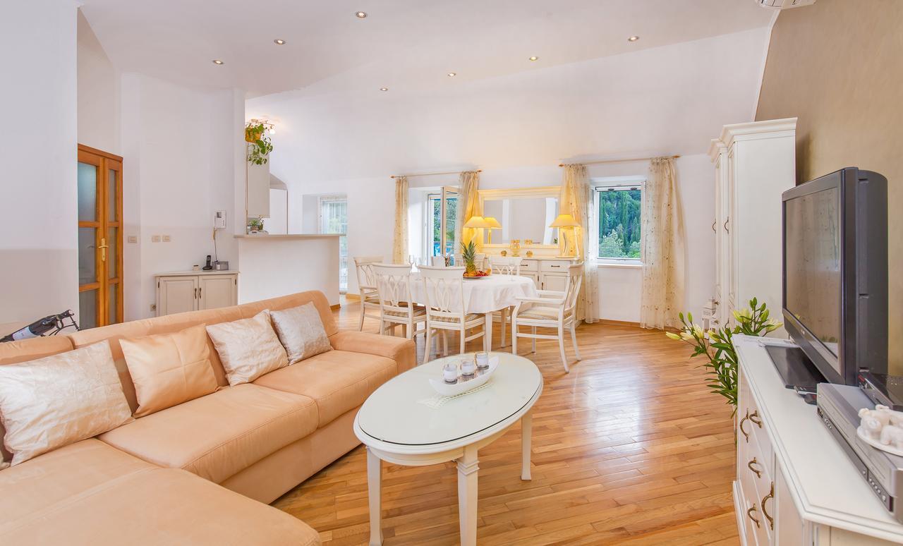 Villa Sweet Home โมโกชิซา ภายนอก รูปภาพ